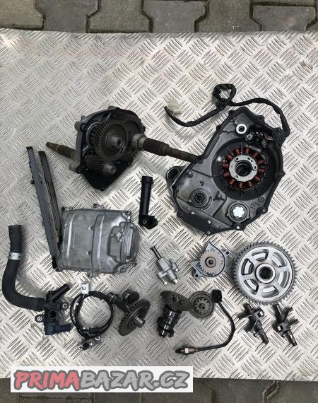 dily-z-motoru-yamaha-x-max-300-h341e
