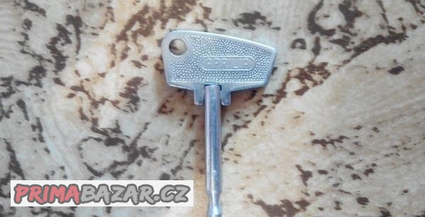 cz-175-482-trail-cz-250-988-0-enduro-klicek-aprilia-nos