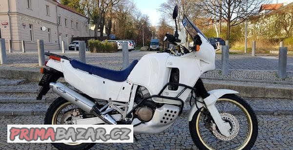 honda-xrv-750-africa-twin-1993-top-stav
