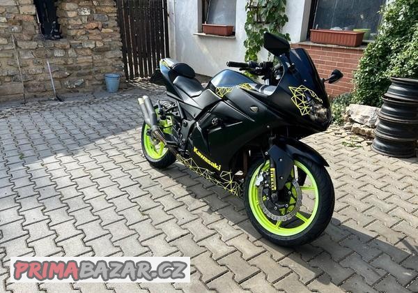 kawasaki-ninja-250r