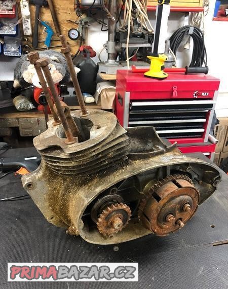 motor-jawa-250-353