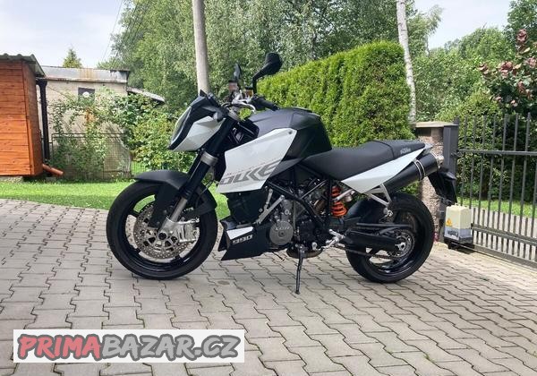 ktm-superduke-990