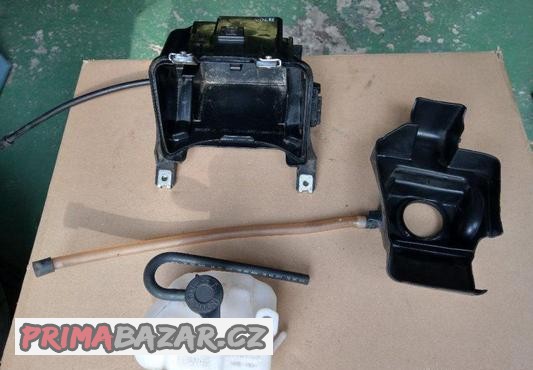 honda-pcx-125-plasty-expanzni-nadobka