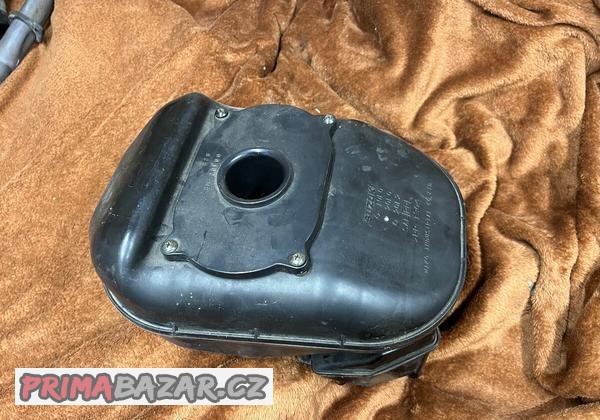 suzuki-sv-650s-airbox