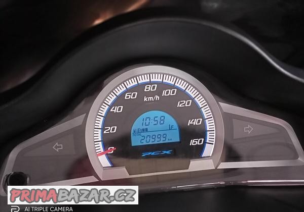 honda-pcx-125-tacho