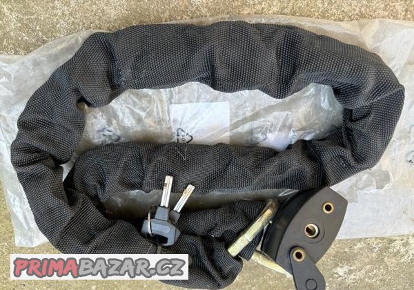 bezpecnostni-retez-zamek-na-motorku-kolo