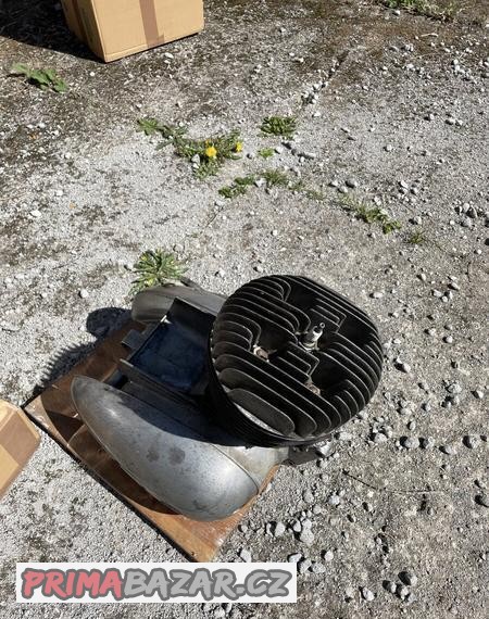 motor-jawa-250-592
