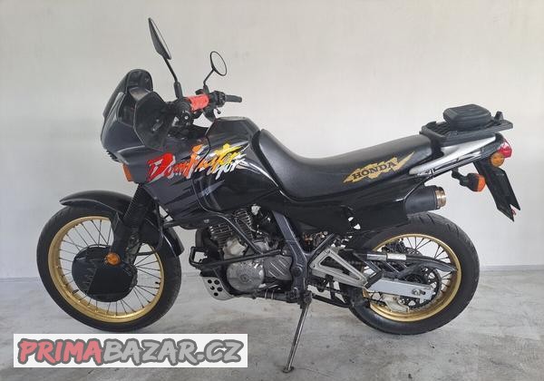 Honda NX 500 Dominátor
