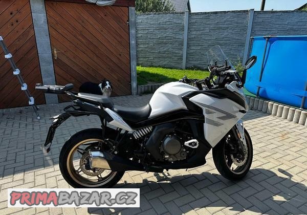 cfmoto-650gt-premium-2023