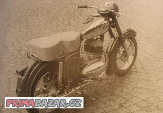 jawa-350-354-1955-prvni-kyvacka-pulbuben