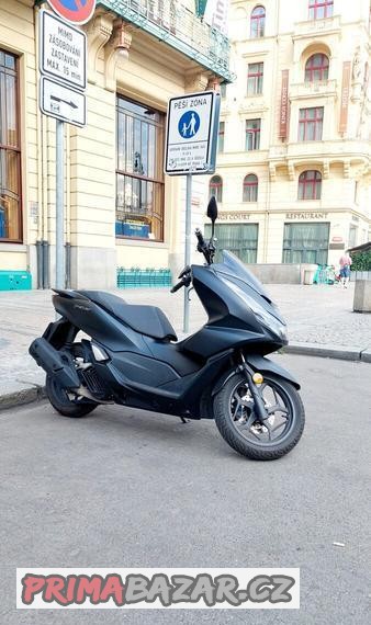 honda-pcx-125-rv-2023