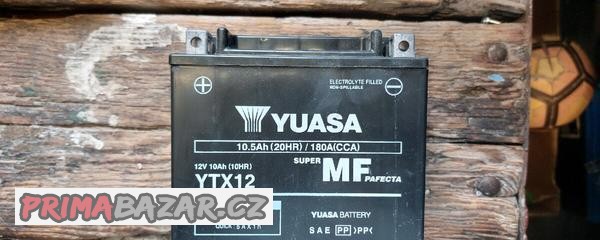 motobaterie-yuasa-ytx12-bs-12v-10ah-180a