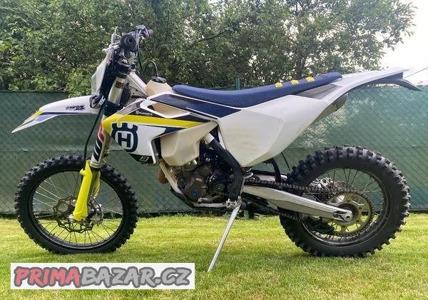 husqvarna-250-fe-r-v-2019-na-znackach