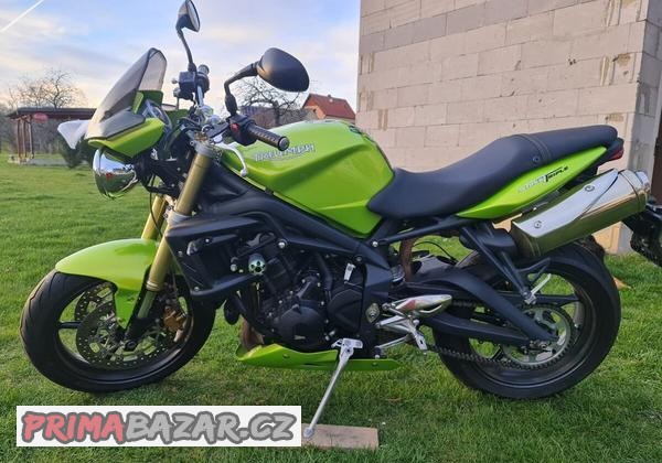 triumph-street-triple-675