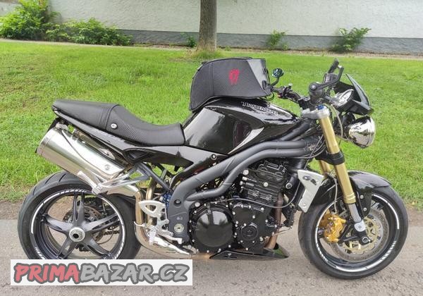 triumph-speed-triple-1050