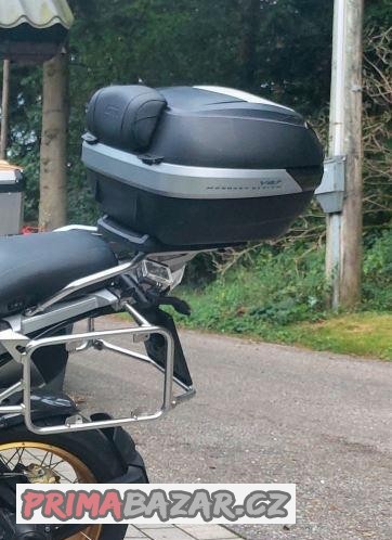 topcase-givi-v47-s-montazni-plotnou