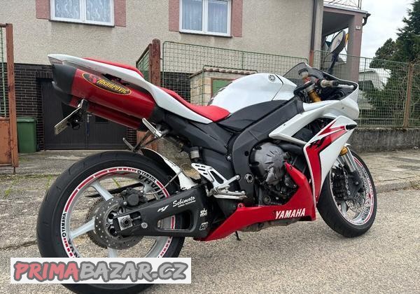 yamaha-r1-2008
