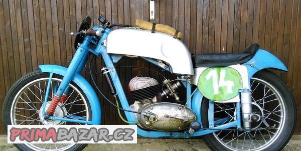 dobovy-zavodni-motocykl-silnicni-stavba-dragster-motokara-nd