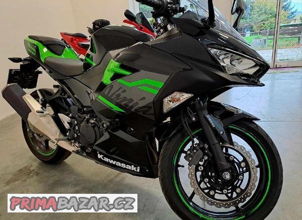 kawasaki-ninja-400