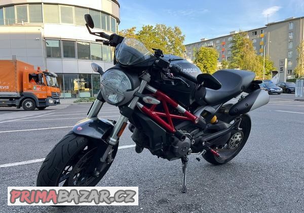 ducati-monster-796