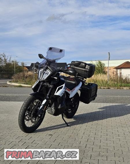 ktm-790-adventure-white-r-v-2021-tovarni-zaruka