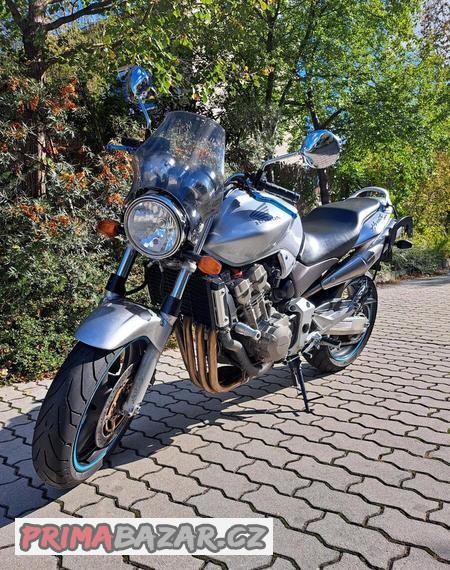 honda-cb-900f-hornet