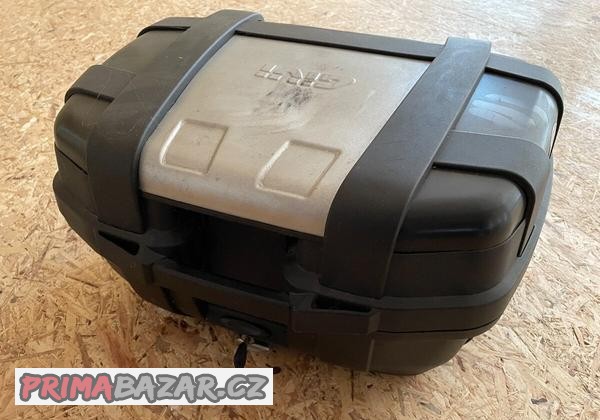 horni-kufr-52l-givi-trekker