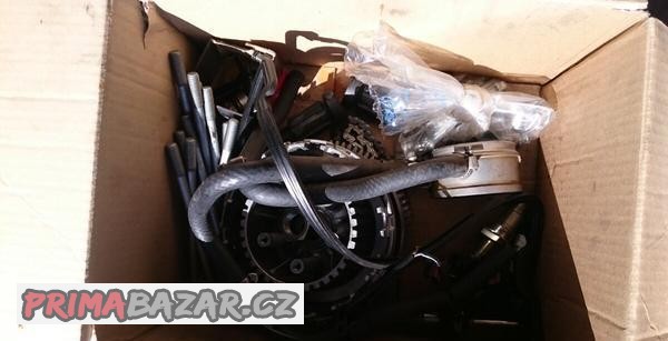 Kawasaki ninja zx9r motor