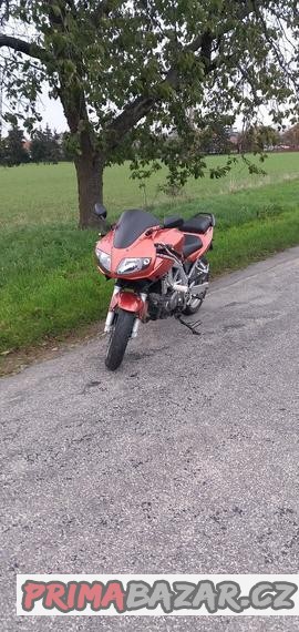 suzuki-sv650s-2004