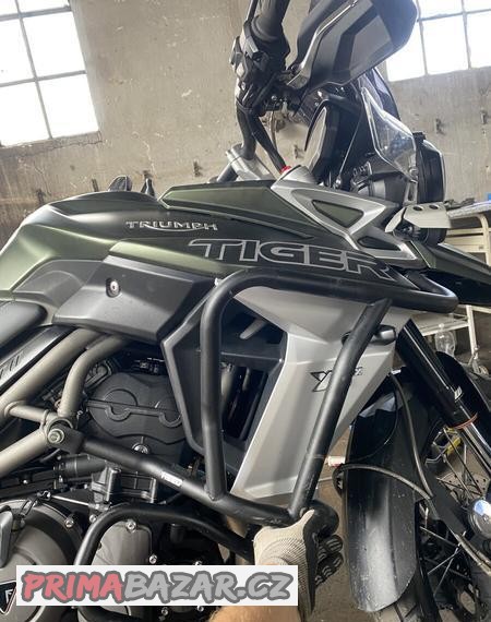 triumph-tiger-800-xcx-2019-pravy-padak-heed