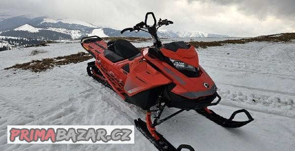 ski-doo-summit-x-850-2019