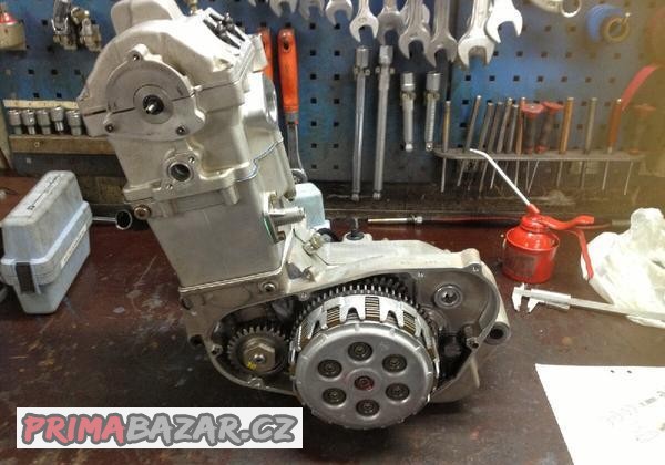 husqvarna-te-410-motor-na-dily