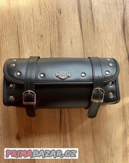 rolka-na-moto-s-logem-harley-davidson