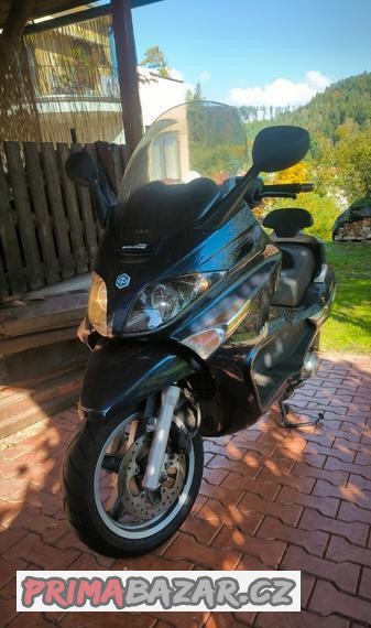 piaggio-xevo-125