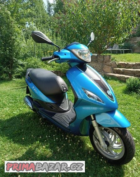 piaggio-fly-125-rv-2015