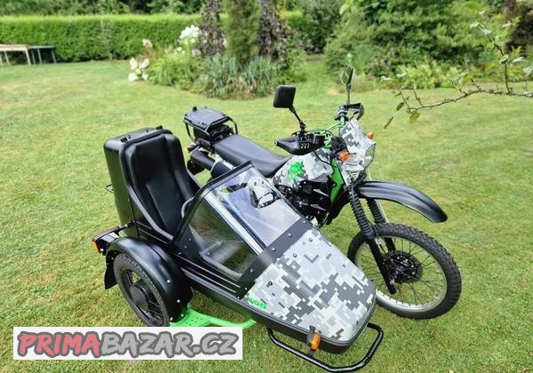 kawasaki-klr-600-sidecar-velorex-700