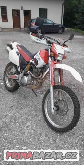 yamaha-tt600r