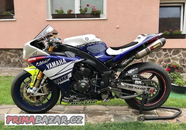 yamaha-r1-superbike