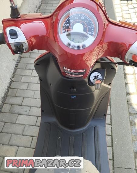 skutr 125