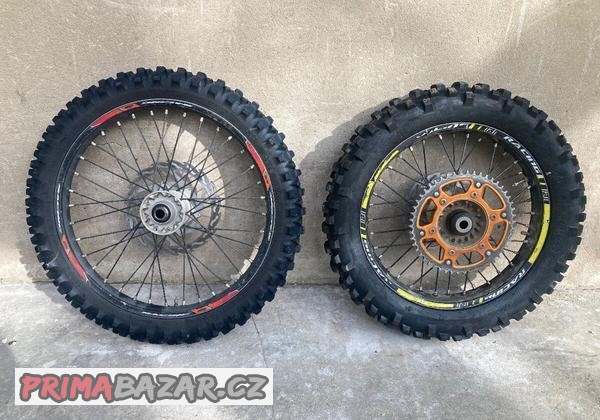 kola-ktm-exc-300-six-days-tubliss
