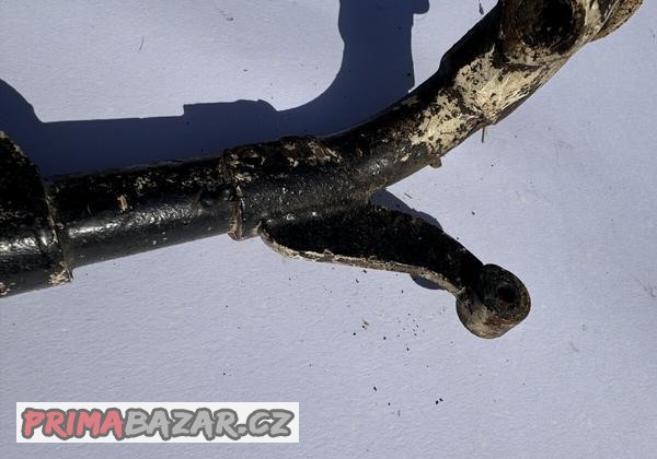 predni-vidlice-na-skutr-cz-175-502-prase