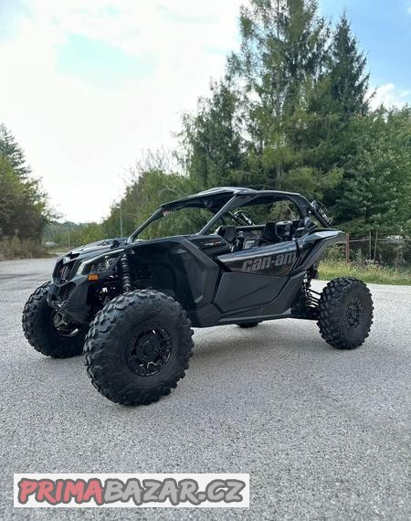 CAN-AM MAVERICK X3 Turbo RS