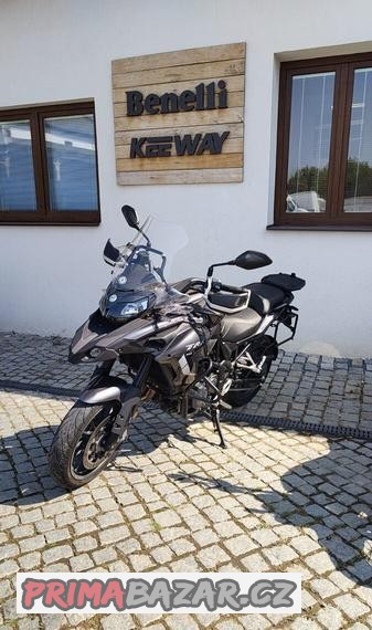 benelli-trk-502-seda-euro-5-predvadeci-motocykl