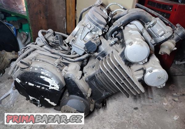 yamaha-fazer-fzs600-motor