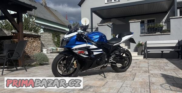 suzuki-gsx-r1000-2014