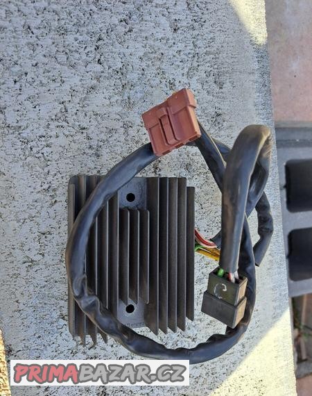 regulator-napeti-pro-aprilia-gilera-piaggio