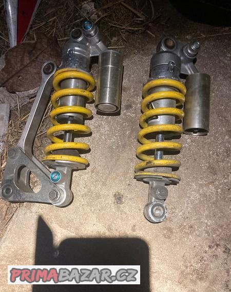 zadni-tlumic-na-yamaha-r1-98-01