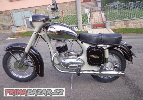 jawa-250-353-kyvacka-1959-jawa-350-panelka-1967