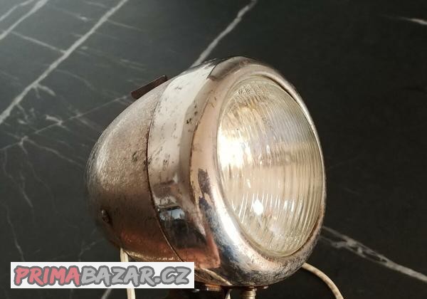 predni-lampa-svetlo-hawe-na-stadion-motokolo