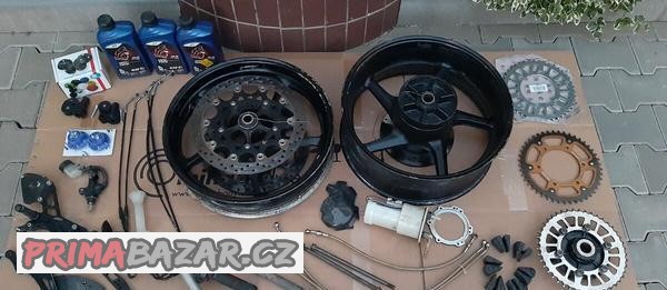 nahradni-dily-yamaha-r1-2008